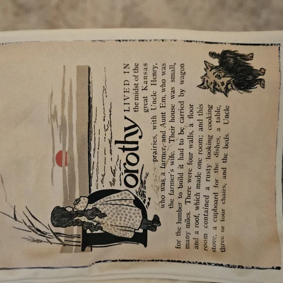 Wizard of Oz Themed Scarf - Picture 2 of 6